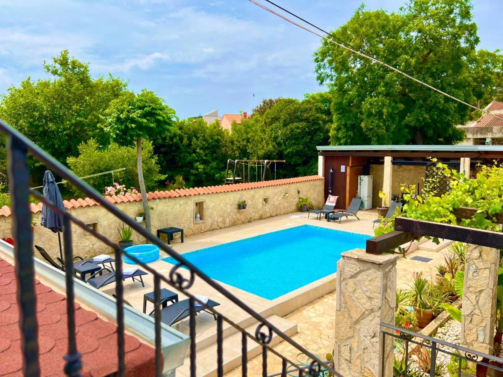Azzurro Mare Apartment พูลา ภายนอก รูปภาพ